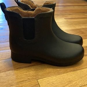 Women’s Chooka’s rubber boots